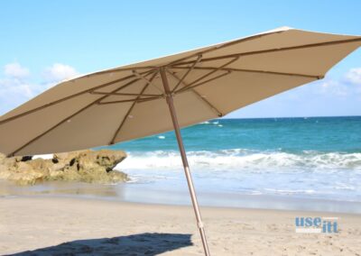 use-itt-best-beach-umbrella-for-wind-3