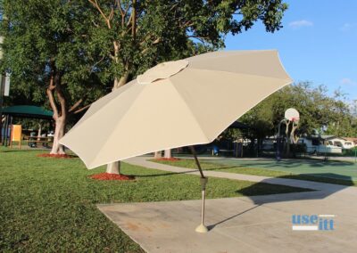 use-itt-best-patio-porch-deck-umbrella-for-wind-2